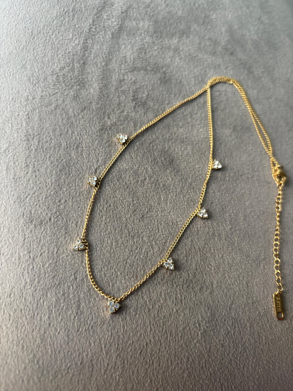 Dewdrop Dangle Necklace