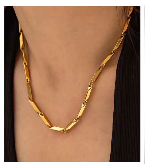 Modern Gold Rectangle Link Chain Necklace