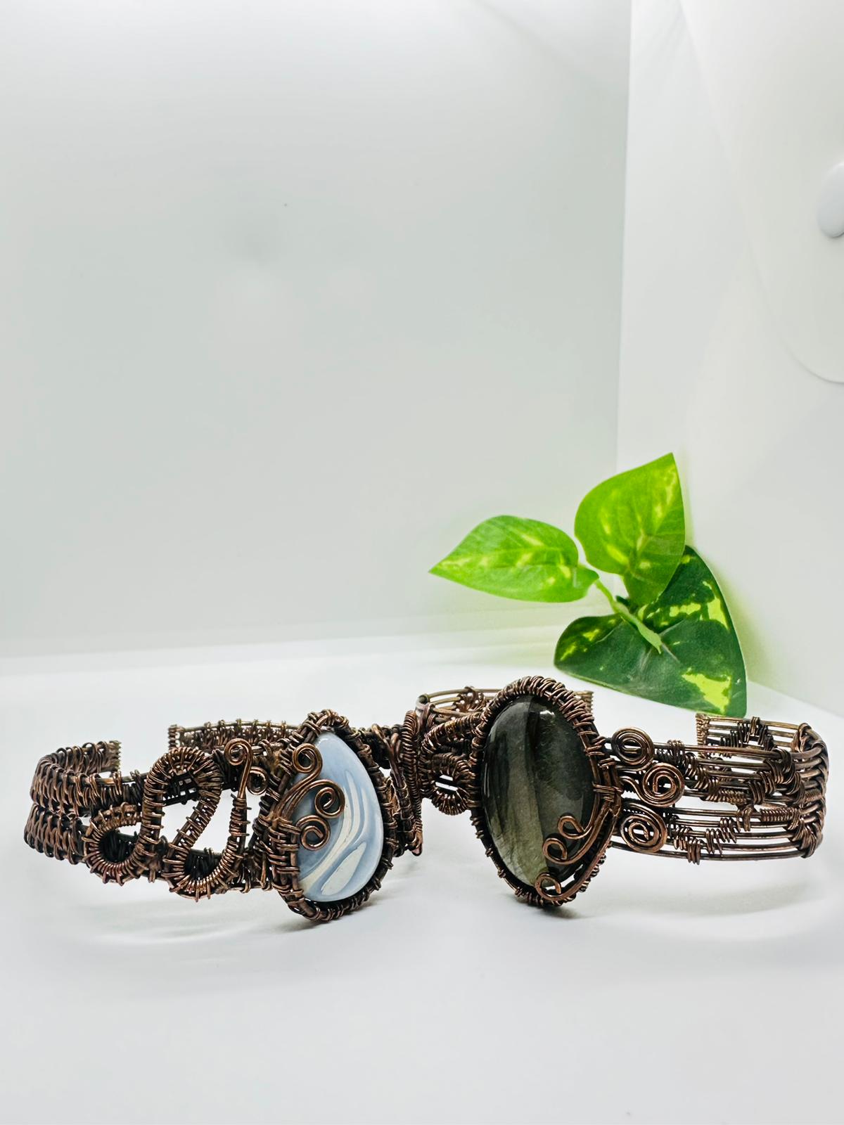 Celestial Shine: Labradorite Copper Bracelet