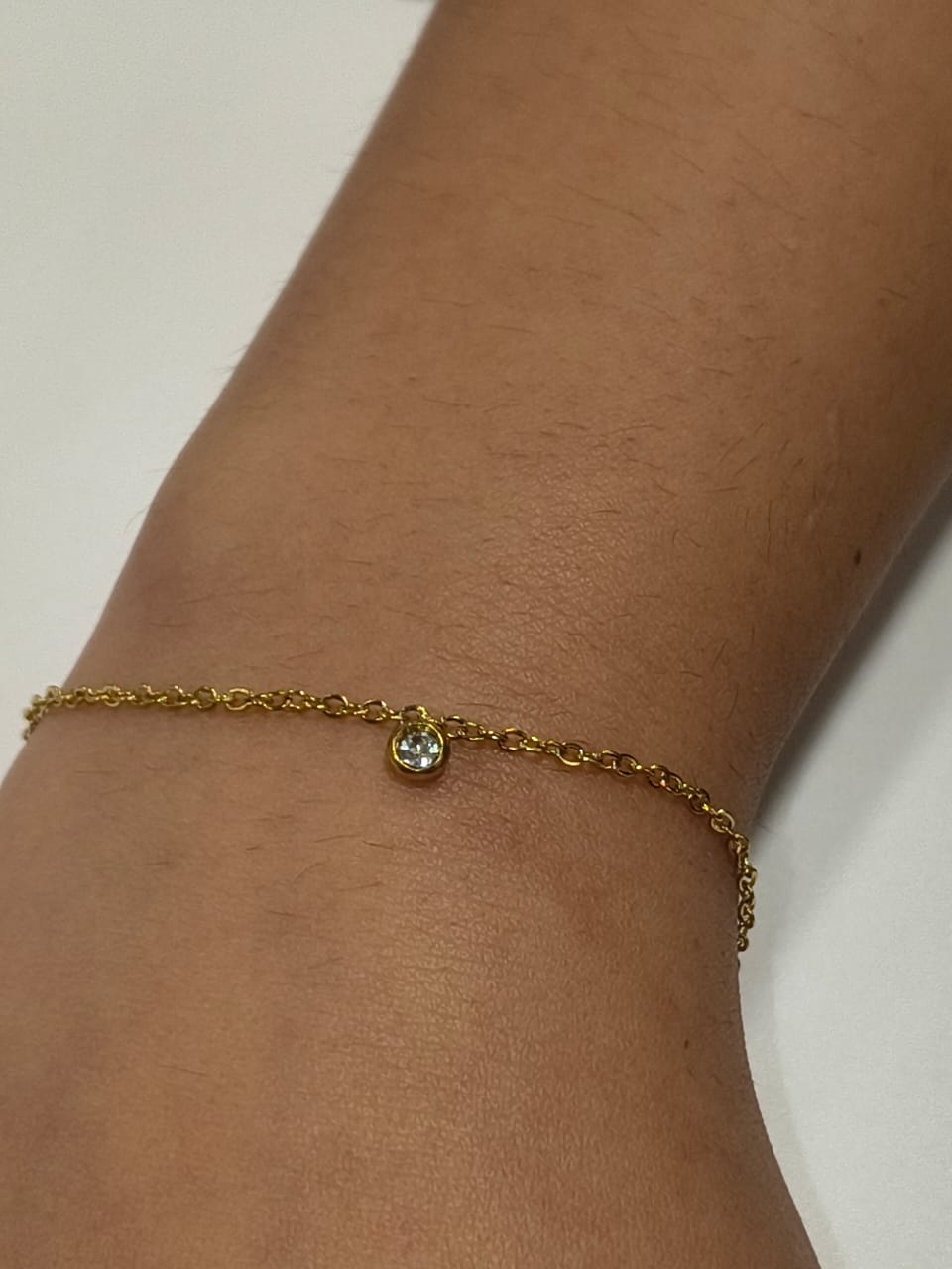 Minimal Elegance Solitaire Bracelet