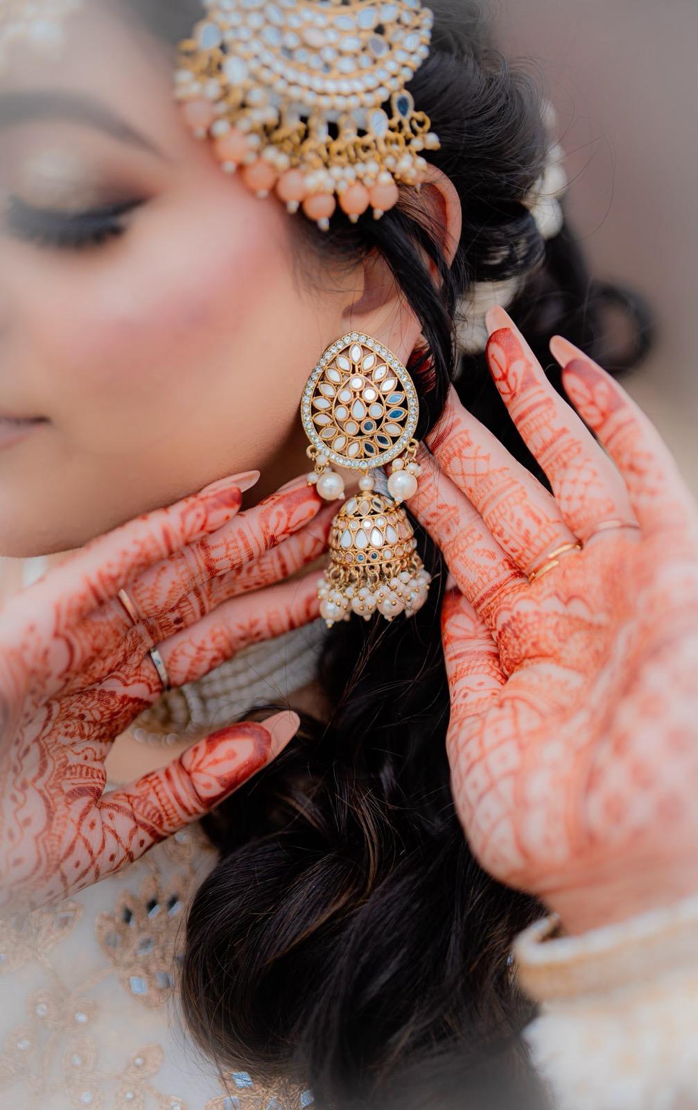 White Choker Set | Indian Jewelry | South Asian Jewelry | Tikka | Earrings | Partywear | White Choker Necklace | White Mirror Necklace Set