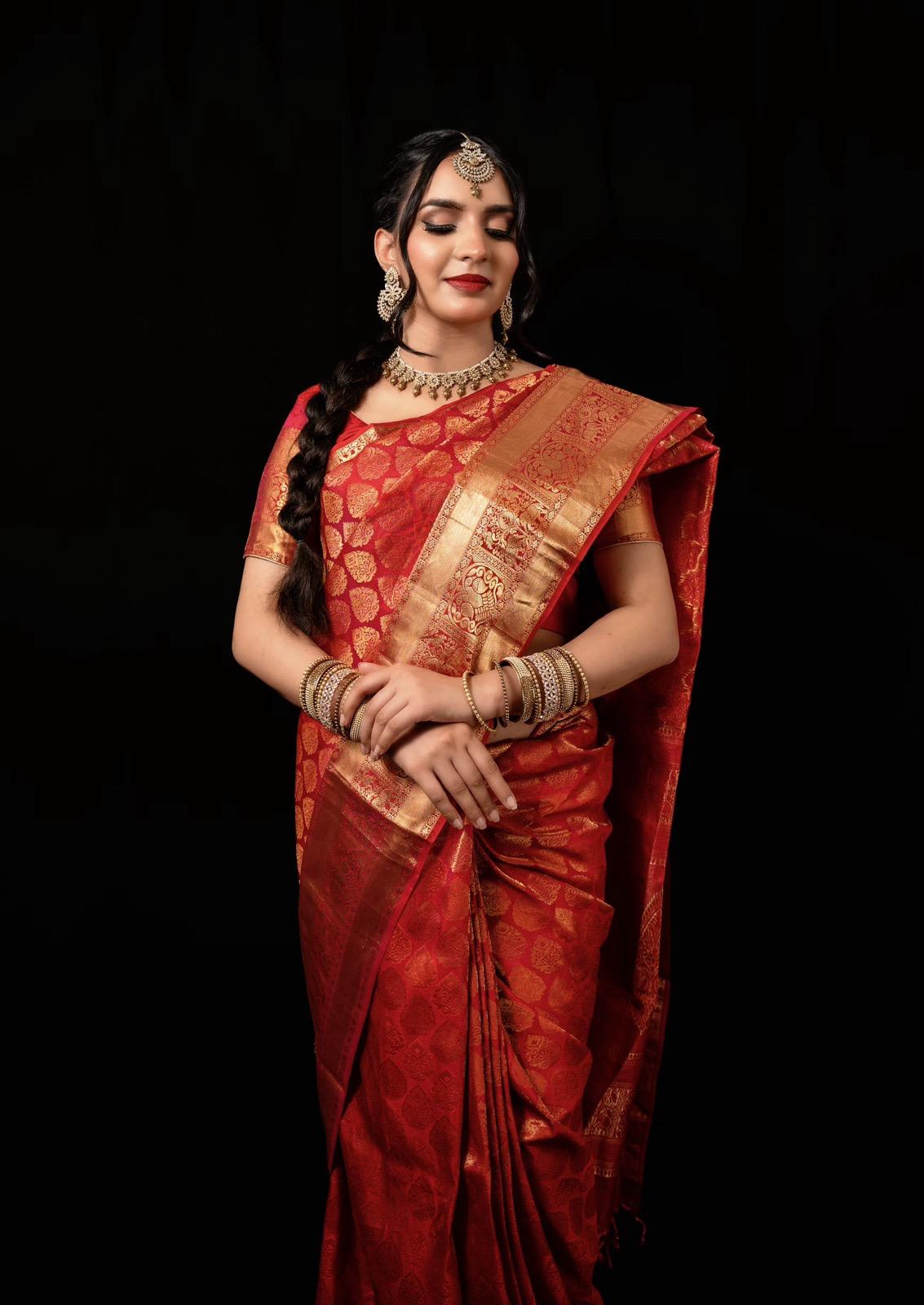 GOLDEN Necklace, Earrings & Tikka Set | Indian Jewelry | South Asian Jewelry | Tikka | Earings | Danglers | Partywear
