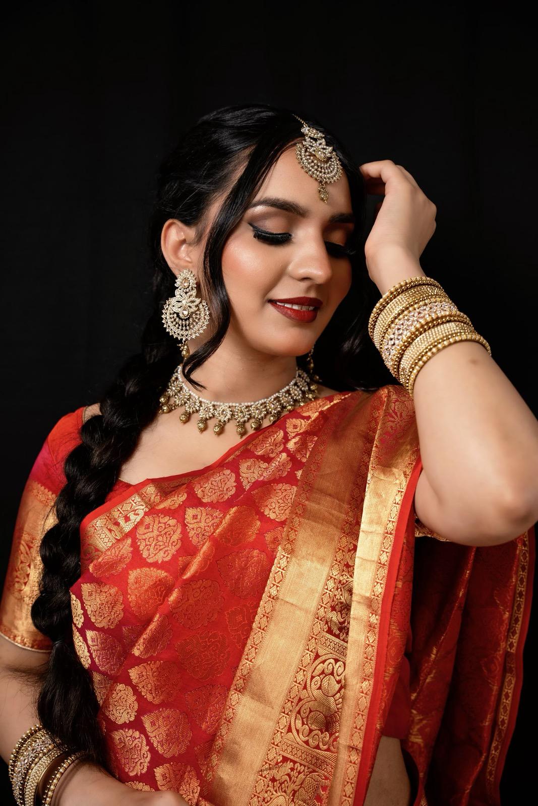 GOLDEN Necklace, Earrings & Tikka Set | Indian Jewelry | South Asian Jewelry | Tikka | Earings | Danglers | Partywear