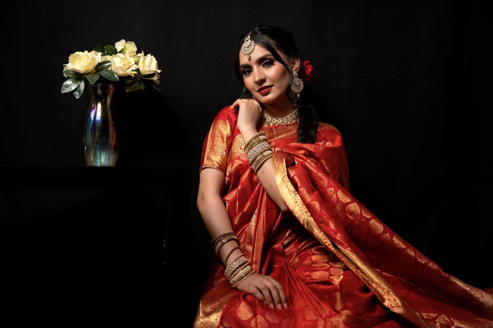 GOLDEN Necklace, Earrings & Tikka Set | Indian Jewelry | South Asian Jewelry | Tikka | Earings | Danglers | Partywear