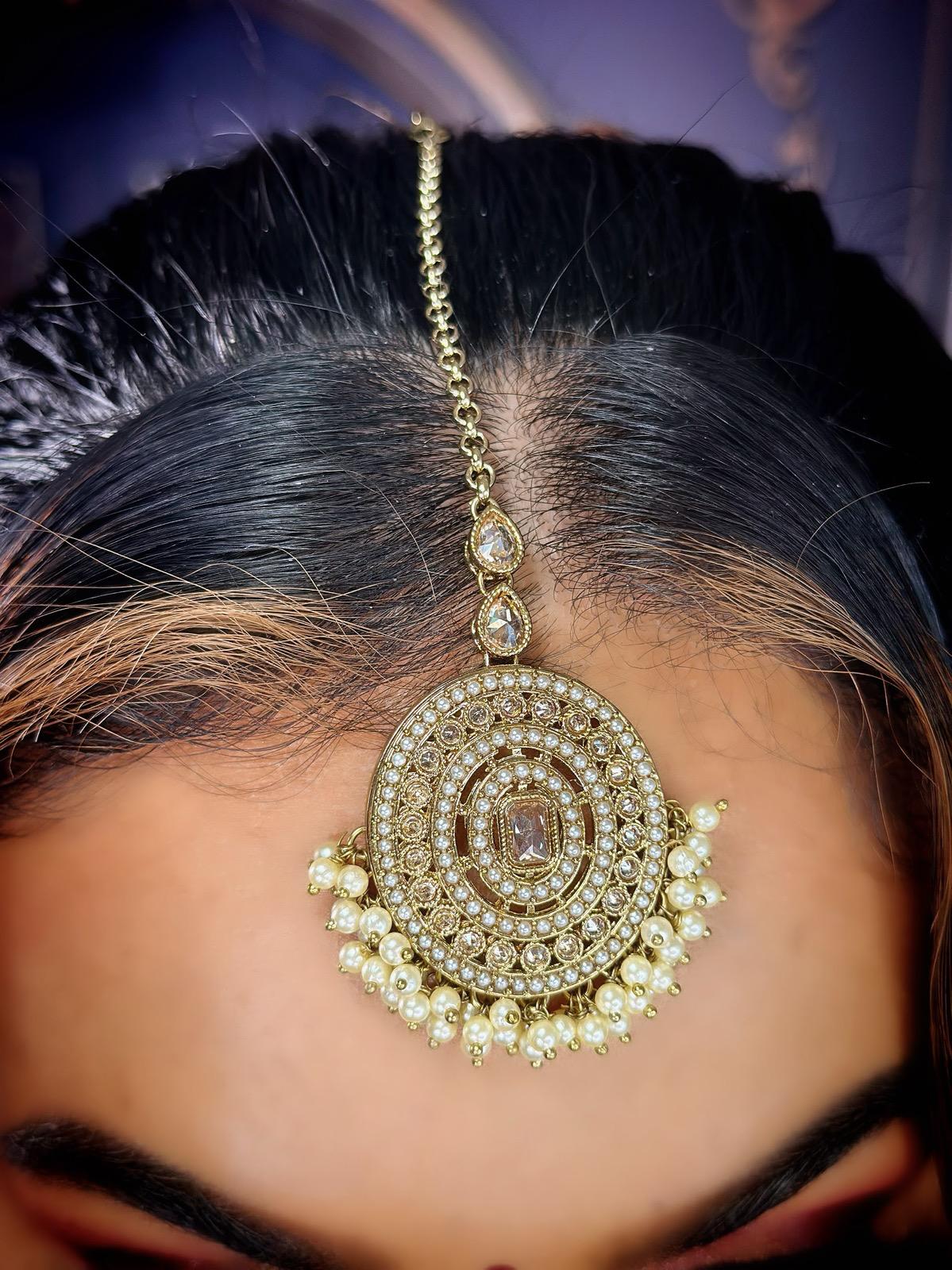 GOLDEN Necklace, Earrings & Tikka Set | Indian Jewelry | South Asian Jewelry | Tikka | Jhumkas | Danglers | Partywear | Golden Set