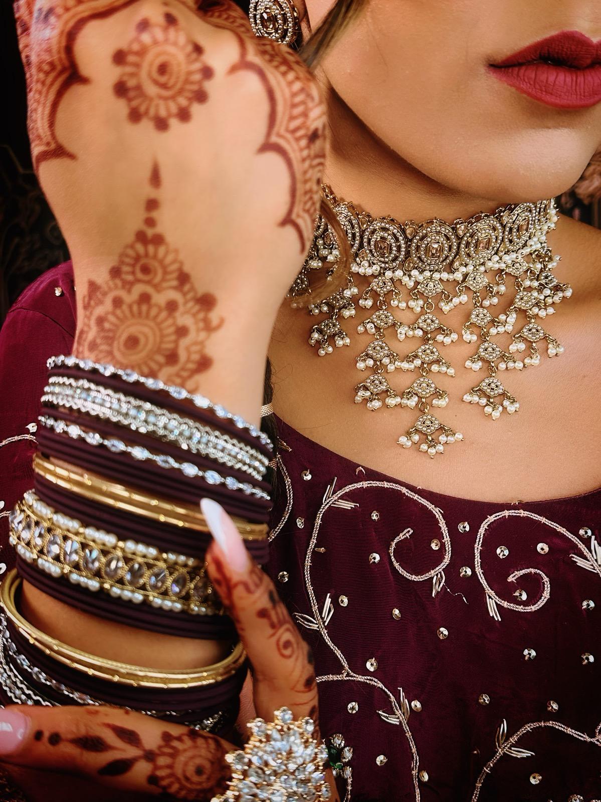GOLDEN Necklace, Earrings & Tikka Set | Indian Jewelry | South Asian Jewelry | Tikka | Jhumkas | Danglers | Partywear | Golden Set