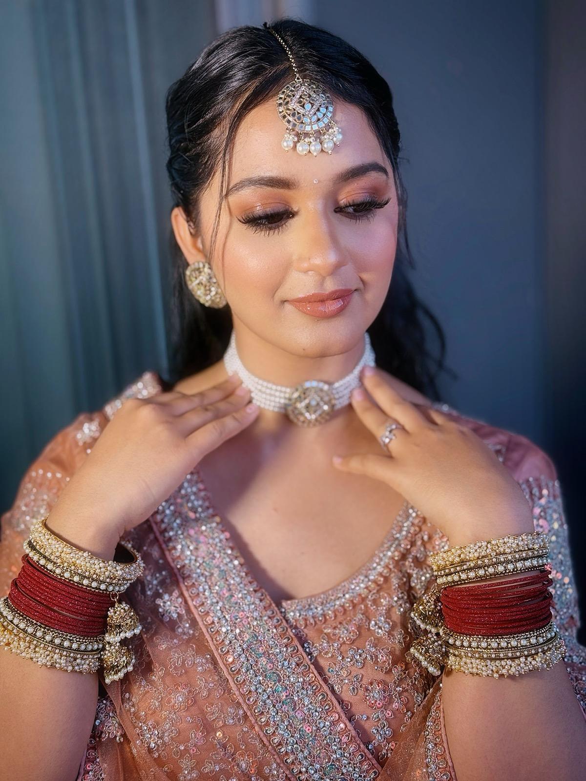 WHITE Necklace, Earrings & Tikka Set | Indian Jewelry | South Asian Jewelry | Tikka | Earrings | Danglers | Partywear | Beautiful Choker