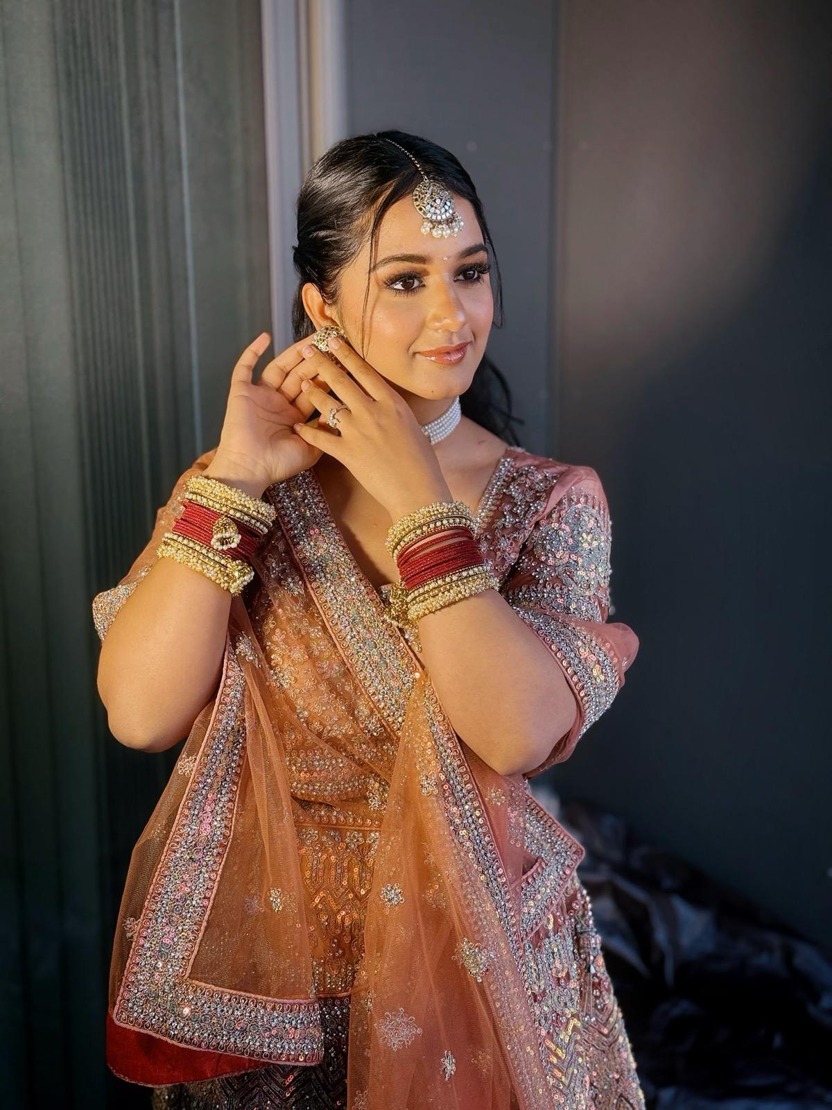 WHITE Necklace, Earrings & Tikka Set | Indian Jewelry | South Asian Jewelry | Tikka | Earrings | Danglers | Partywear | Beautiful Choker