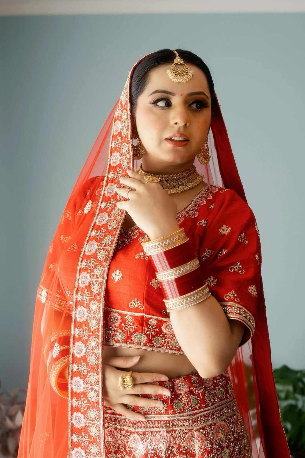Bridal GOLD Necklace, Earrings & Tikka Set | Indian Jewelry | South Asian Jewelry | Tikka | Golden Necklace Set Bridal | Gold Necklace