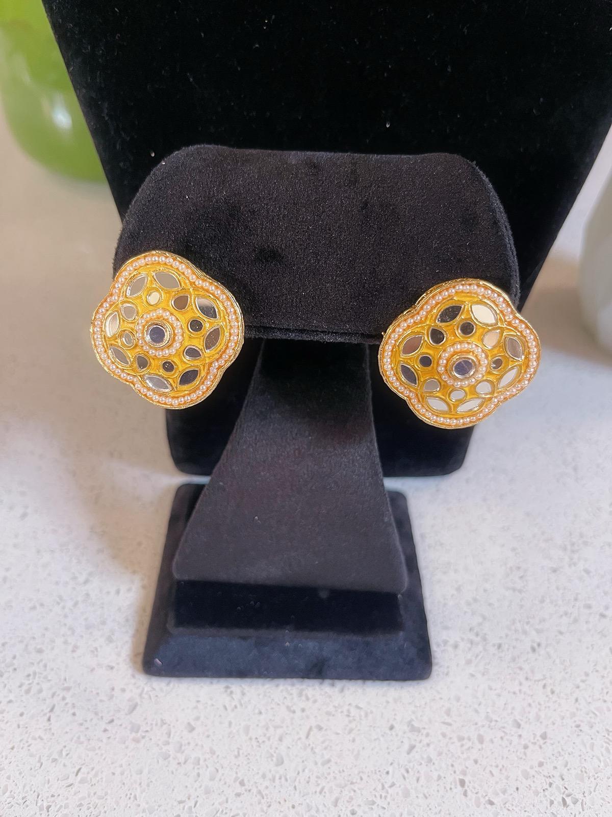 YELLOW Choker Necklace, Earrings & Tikka Set | Indian Jewelry | South Asian Jewelry | Tikka | Earrings | Simple Choker Necklace | Partywear
