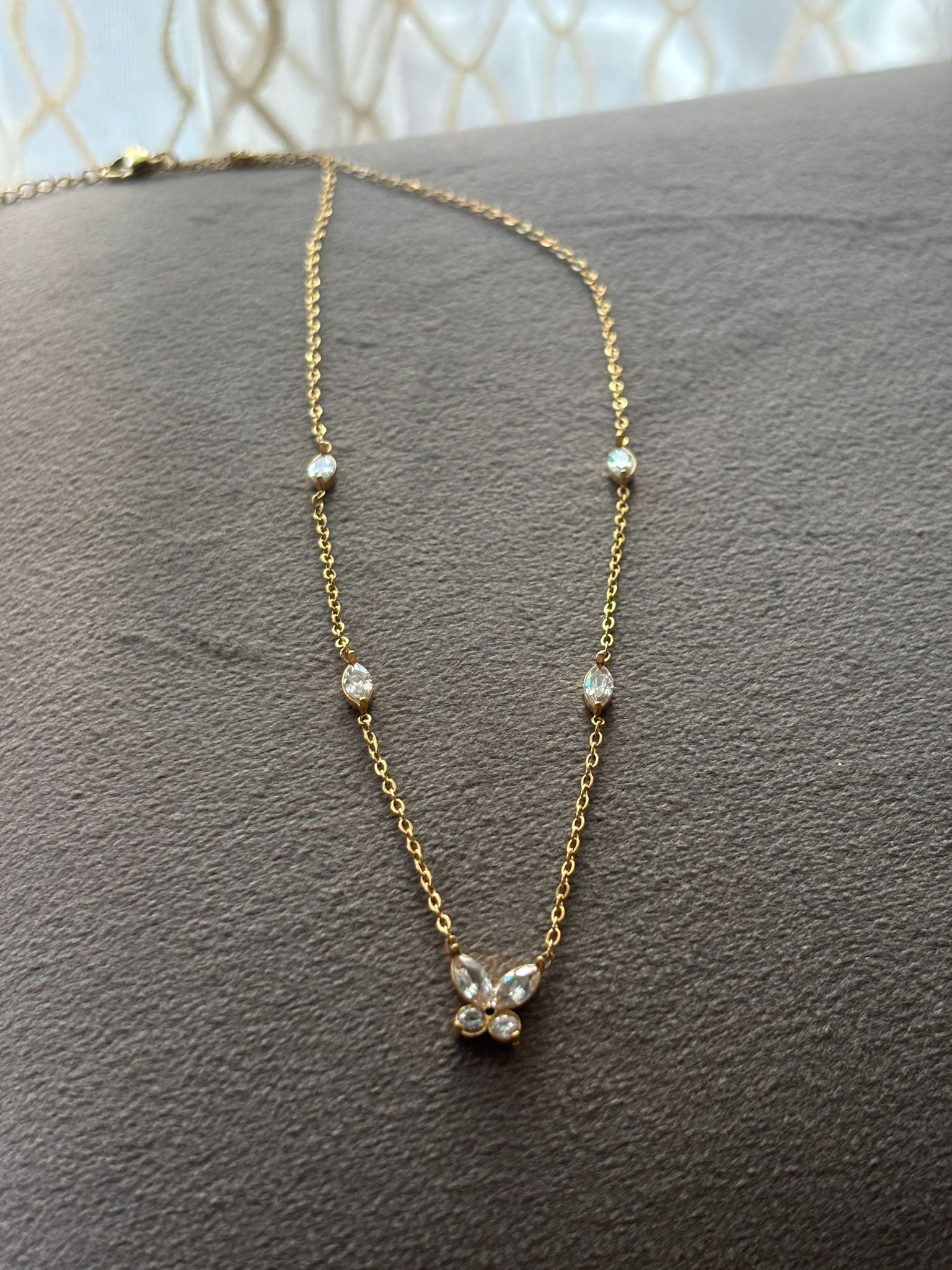 Fluttering Radiance Necklace